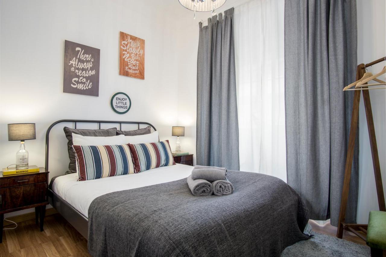 Sunny Apartment In A Typical Lisbon Neighborhood Exterior foto