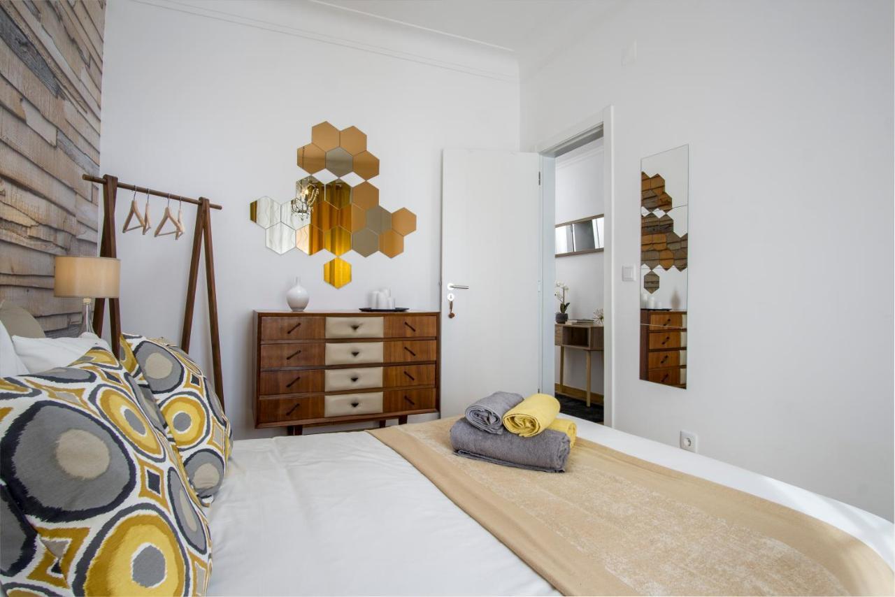 Sunny Apartment In A Typical Lisbon Neighborhood Exterior foto